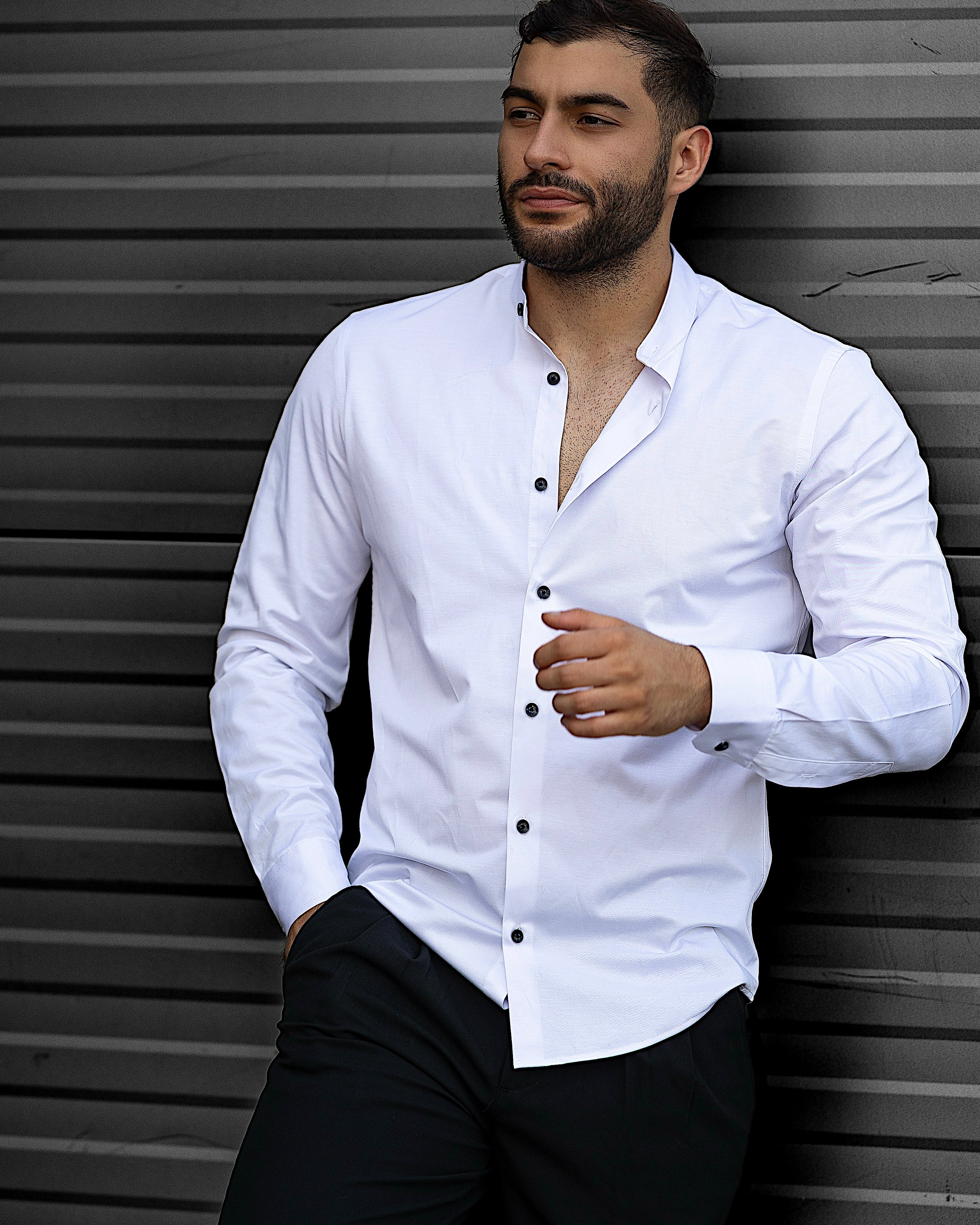 Koszula Męska Satynowa Slim Ze Stójką Biała Optyczna Guziki 95% Bawełna 5% Elastan S–3XL